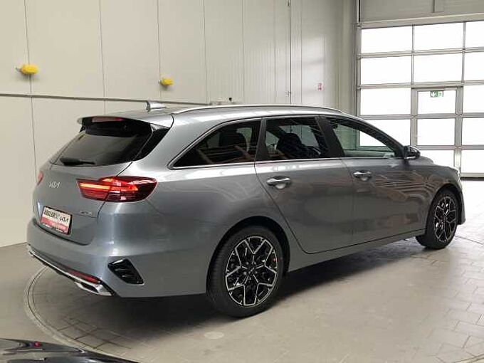 Kia Ceed SW 1.5T GT Line -18%|TEC|LEDER|GD