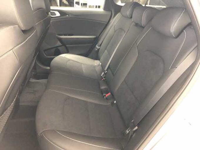 Kia Ceed SW 1.5T GT Line -18%|TEC|LEDER|GD