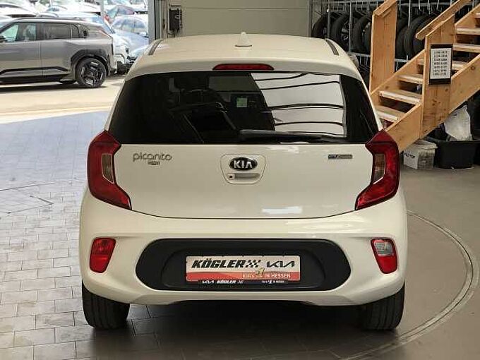 Kia Picanto 1.2i Dream Team NAV