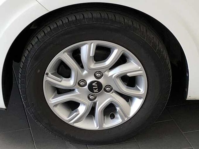 Kia Picanto 1.2i Dream Team NAV