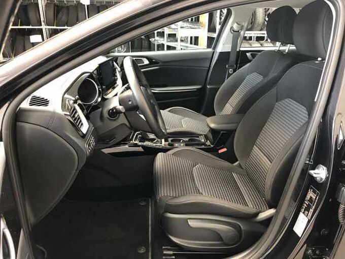 Kia Ceed SW 1.6 PHEV Vision -26%|KOM