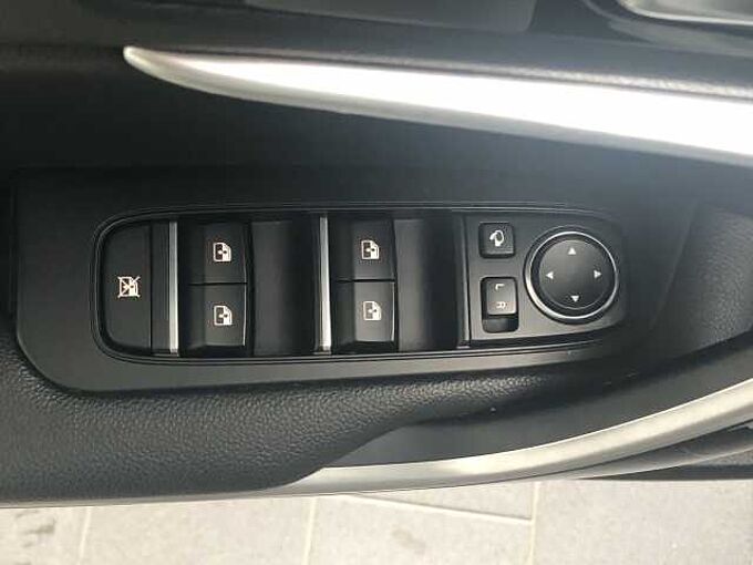 Kia Ceed SW 1.4i T DCT Platinum Edition GD|NAVI