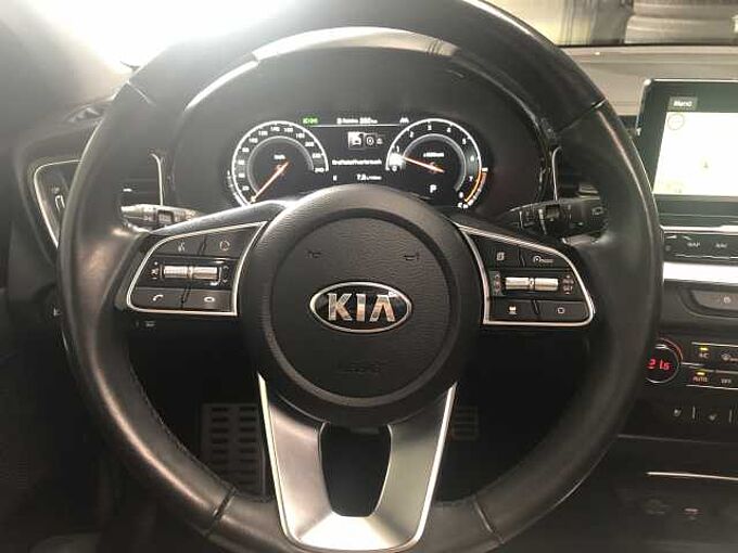Kia Ceed SW 1.4i T DCT Platinum Edition GD|NAVI