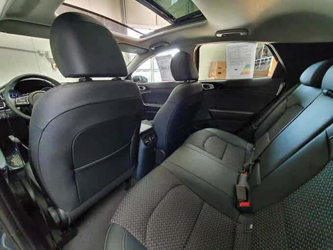 Kia XCEED 1.6i T DCT7 Spirit | NAV | XCL | GD | 21%