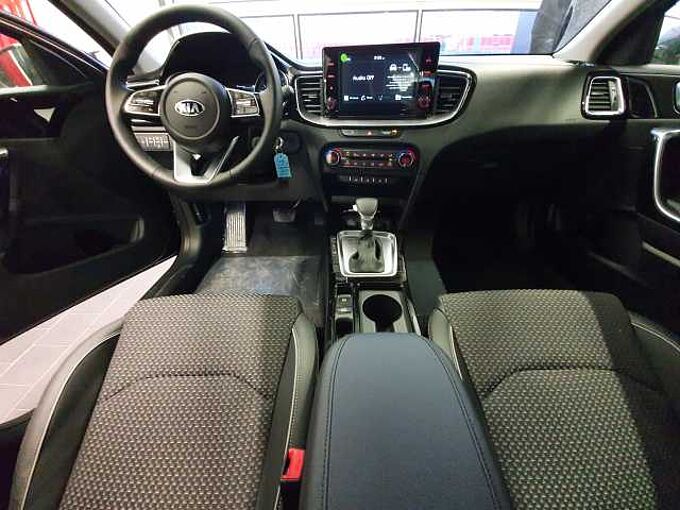 Kia Xceed 1.4i T DCT7 VISION | KOM | TECH | ADA