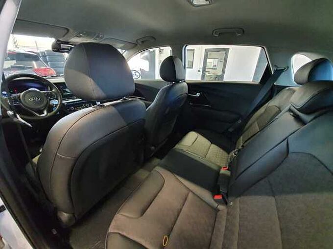 Kia Niro 1.6 PHEV DCT Vision PLUG-IN | STY | 34%