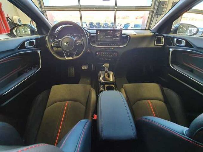 Kia Ceed 1.6i T DCT GT | NAVI | KLIMA | LEDER