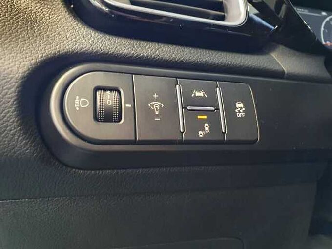 Kia Ceed 1.6i T DCT GT | NAVI | KLIMA | LEDER