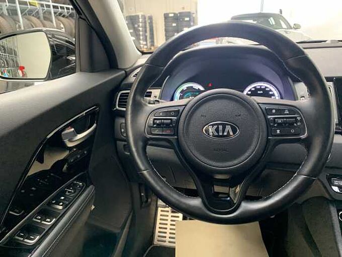 Kia Niro 1.6i HYBRID DCT Spirit ADA | LEDER