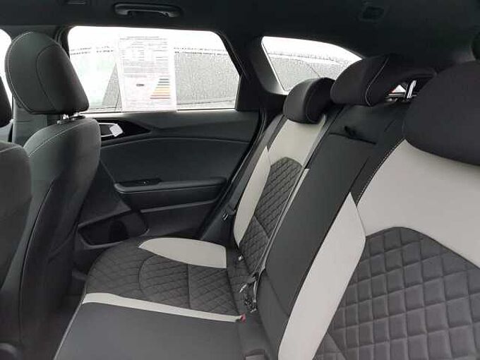 Kia Ceed SW 1.4i T GT Line | NAV | AHK
