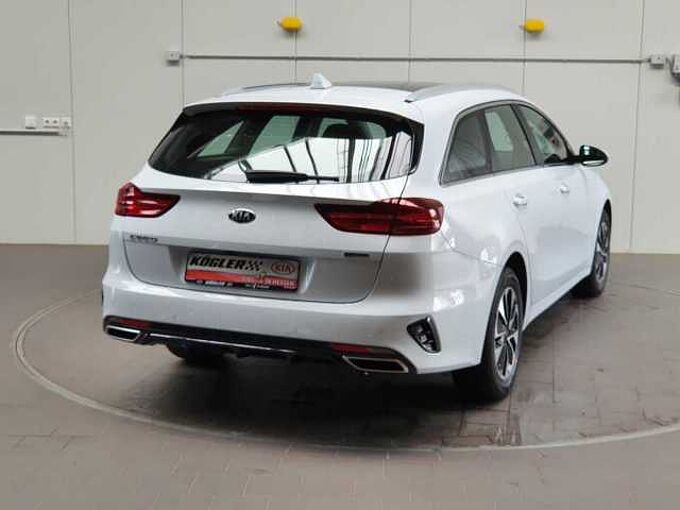 Kia Ceed SW 1.6 PHEV Spirit Plug-in | NAV | GD | 31%
