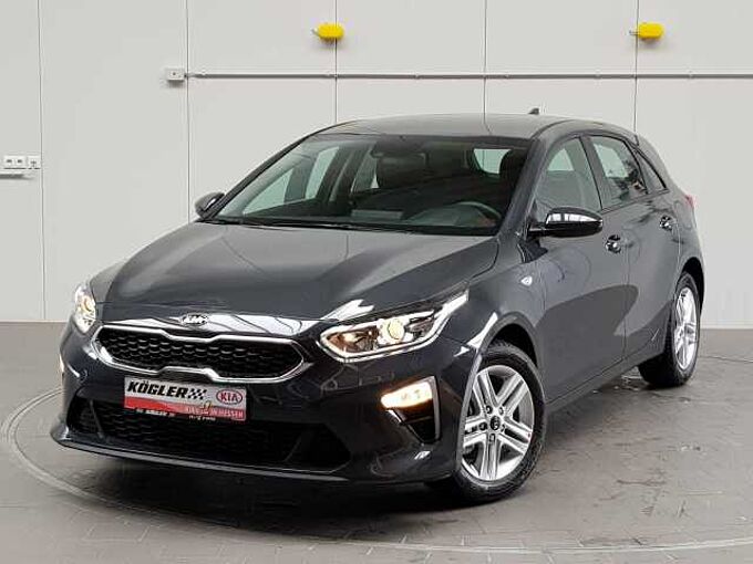 Kia Ceed 1.4i T DCT Vision | KOMF | NAV