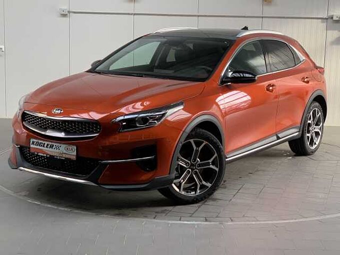 Kia XCEED 1.5i T DCT Platinum | NAVI | GD