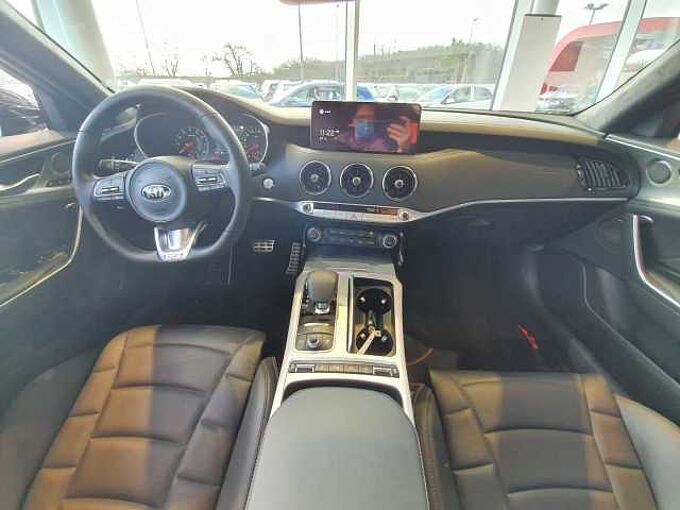 Kia Stinger 3.3i T AWD AT8 GT | GD