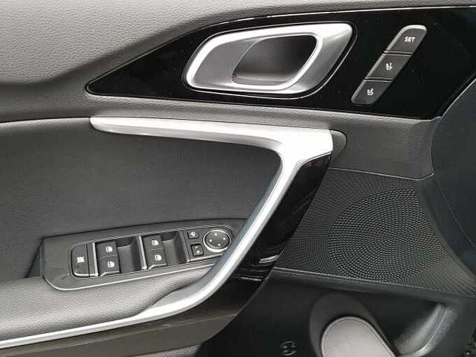 Kia Ceed SW 1.6 PHEV Platinum PLUG-IN | GD