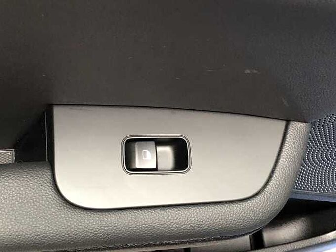 Kia Ceed SW 1.6 CRDI Spirit NAV | TECH