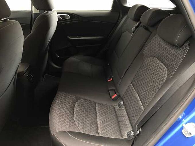 Kia Ceed SW 1.6 CRDI Spirit NAV | TECH