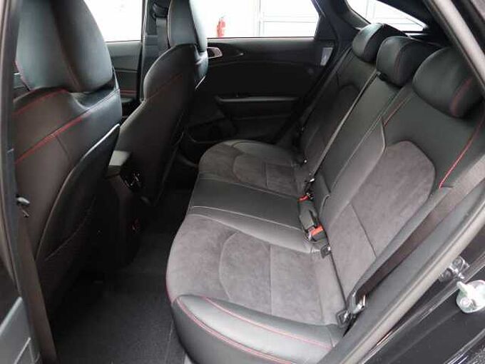 Kia ProCeed 1.6i T DCT7 GT | NAV