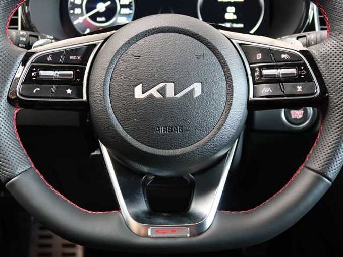 Kia ProCeed 1.6i T DCT7 GT | NAV