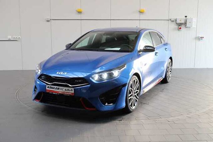 Kia ProCeed 1.6i T DCT7 GT | NAV