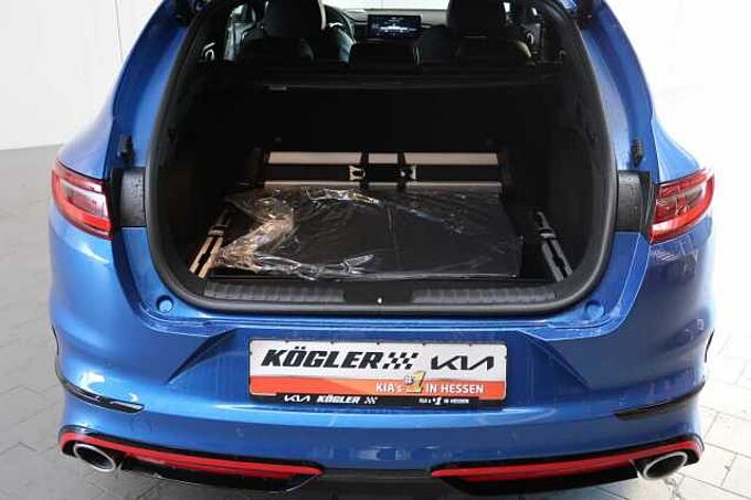 Kia ProCeed 1.6i T DCT7 GT | NAV