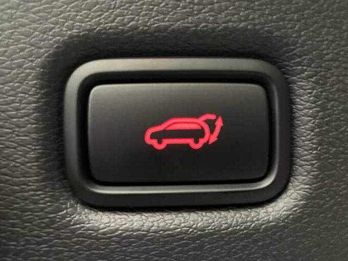 Kia XCEED 1.5i T DCT GT-LINE LEDER | GLAS