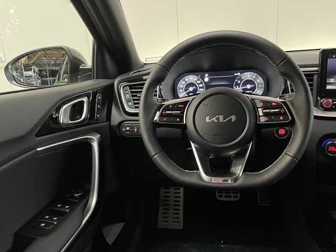 Kia XCEED 1.5i T DCT GT-LINE LEDER | GLAS