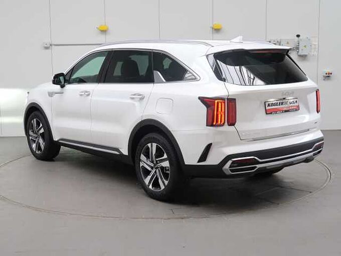 Kia Sorento 1.6T Hybrid AT6 AWD Spirit | Drive