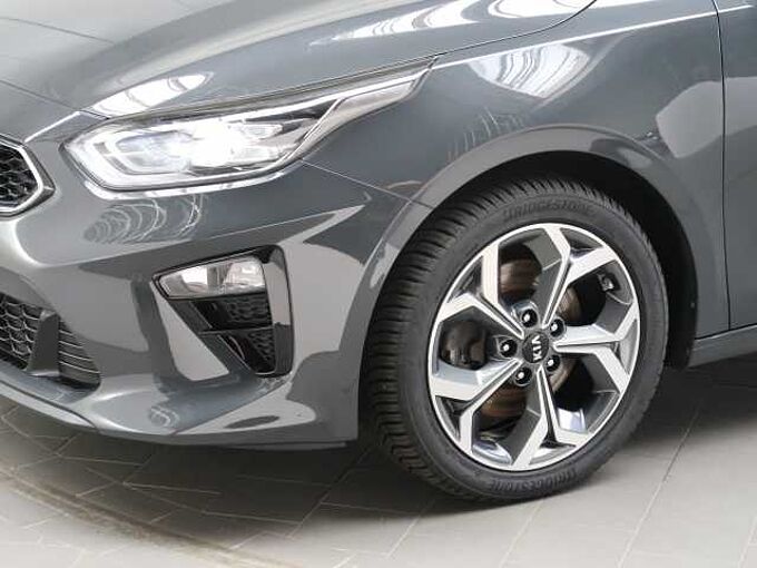 Kia Ceed 1.6 CRDI DCT Platinum KLIMAAUT|NAV|GD