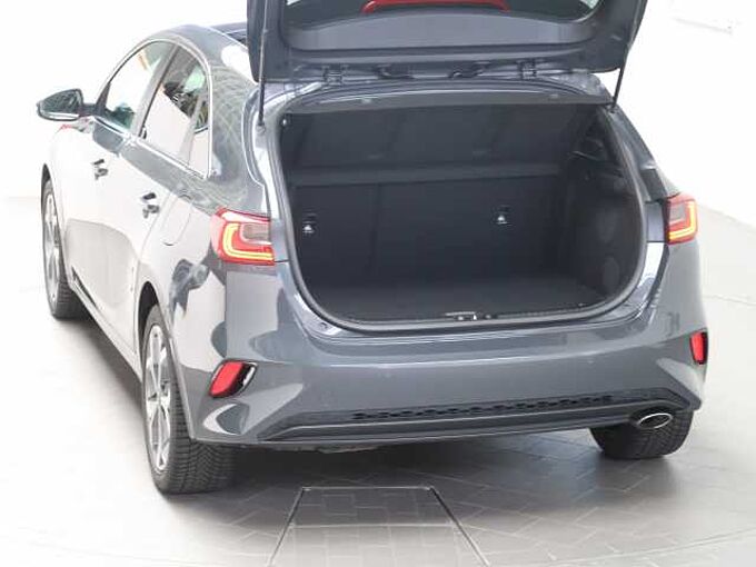Kia Ceed 1.6 CRDI DCT Platinum KLIMAAUT|NAV|GD