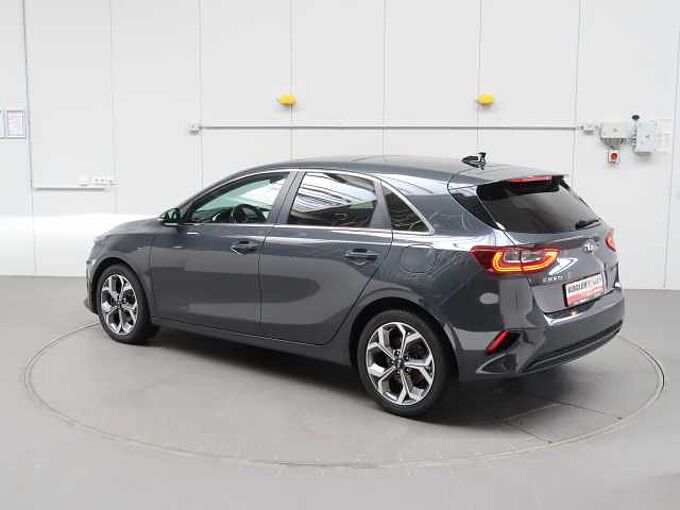 Kia Ceed 1.6 CRDI DCT Platinum KLIMAAUT|NAV|GD