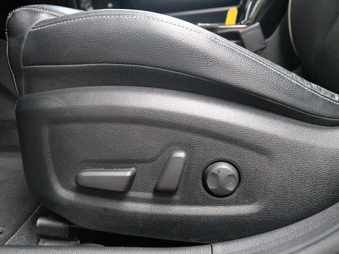 Kia Ceed 1.6 CRDI DCT Platinum KLIMAAUT|NAV|GD