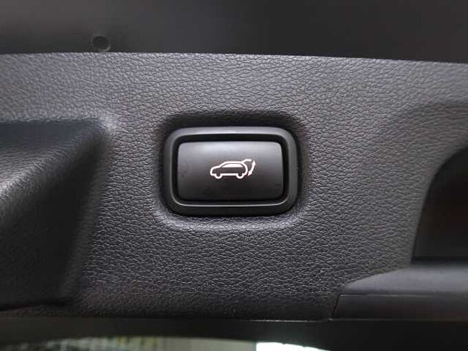 Kia Xceed 1.6i T DCT Platinum GD|KLIMAAUT|NAV