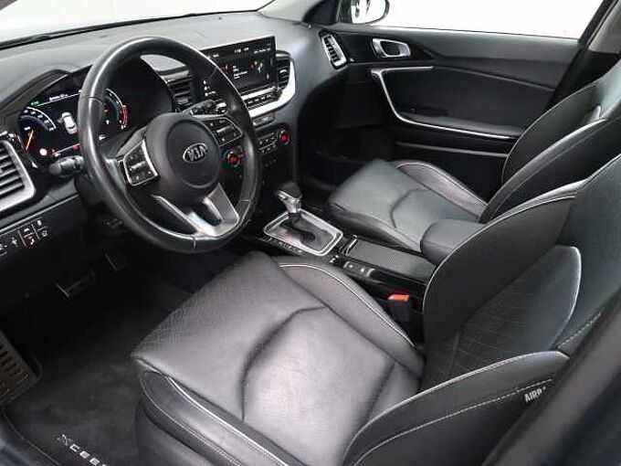 Kia Xceed 1.6i T DCT Platinum GD|KLIMAAUT|NAV