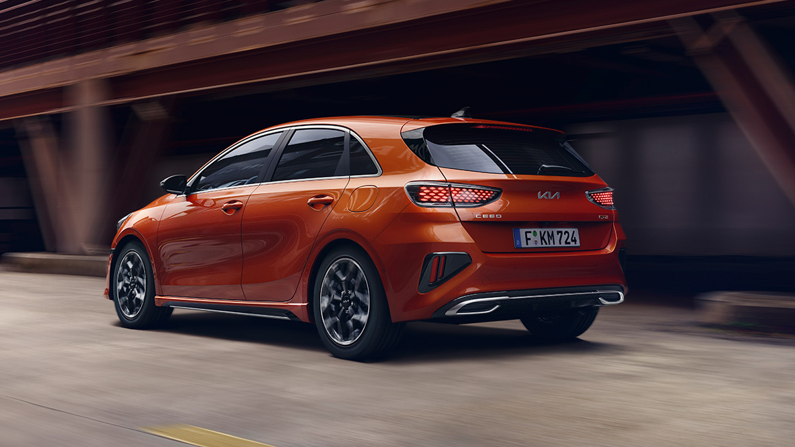 KIA Ceed GTL in der Innenstadt Heckansicht.