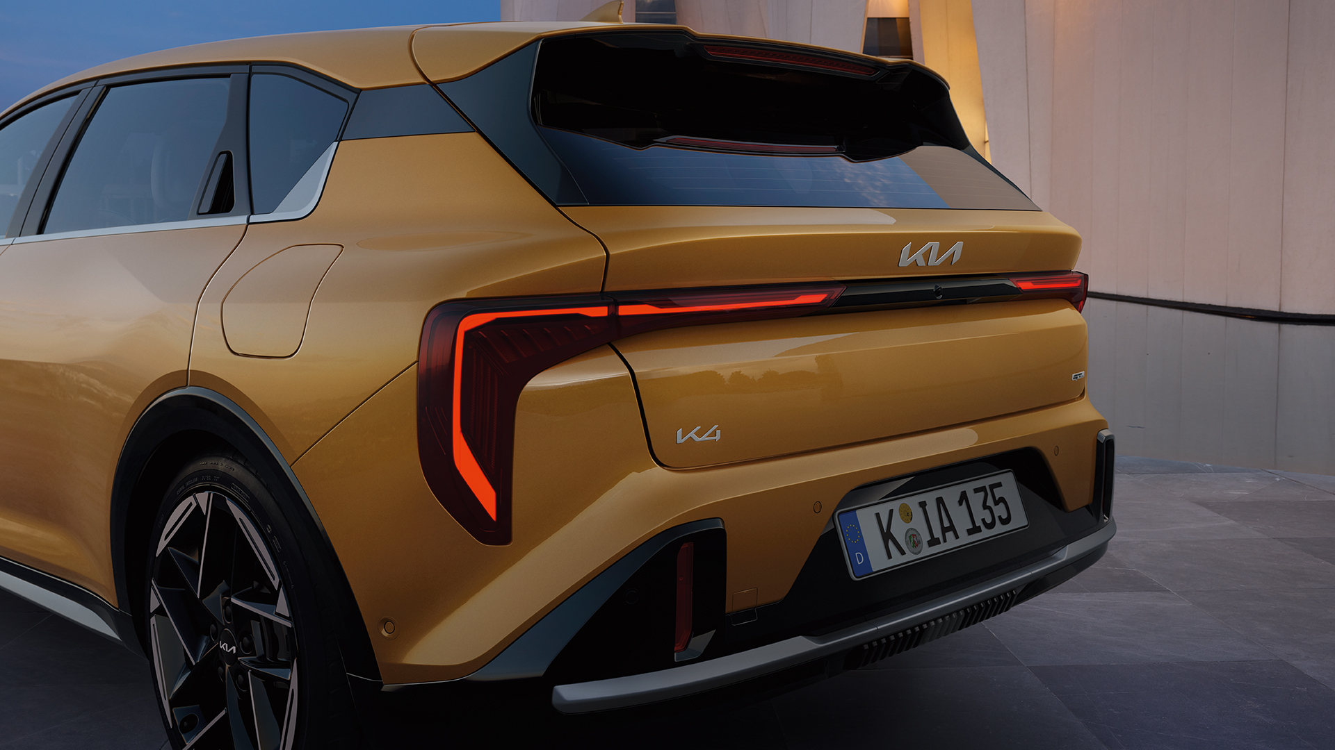 Kia K4 gtl Kofferraum.