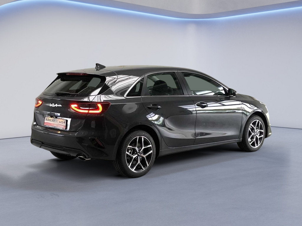 Kia Ceed Ceed 1.0T 48V DCT7 Ultimate, Bild 3 von 22
