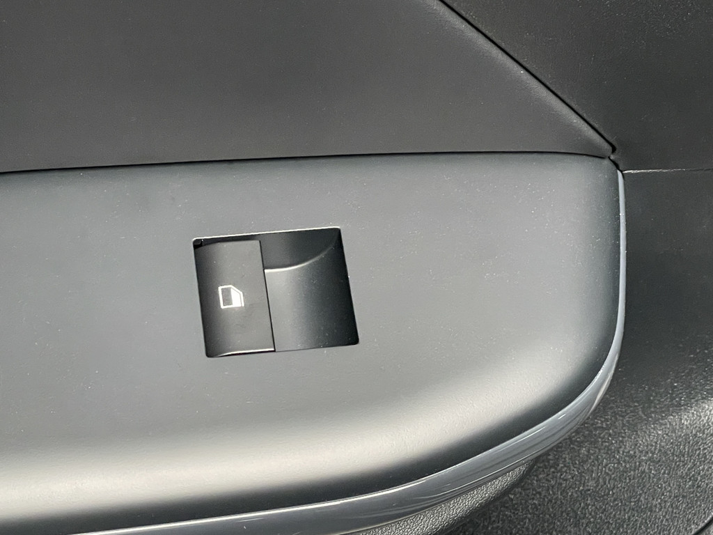 Kia K4 K4 SW 1.6T 150 DCT VIS KOM+PRIVACY, Bild 23 von 27