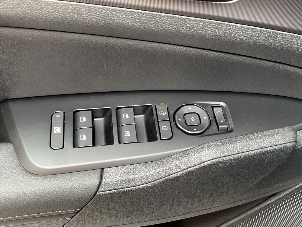Kia Sportage SPORTAGE 1.6T AWD DCT BLACK ED SD DRIVE GD, Bild 21 von 28