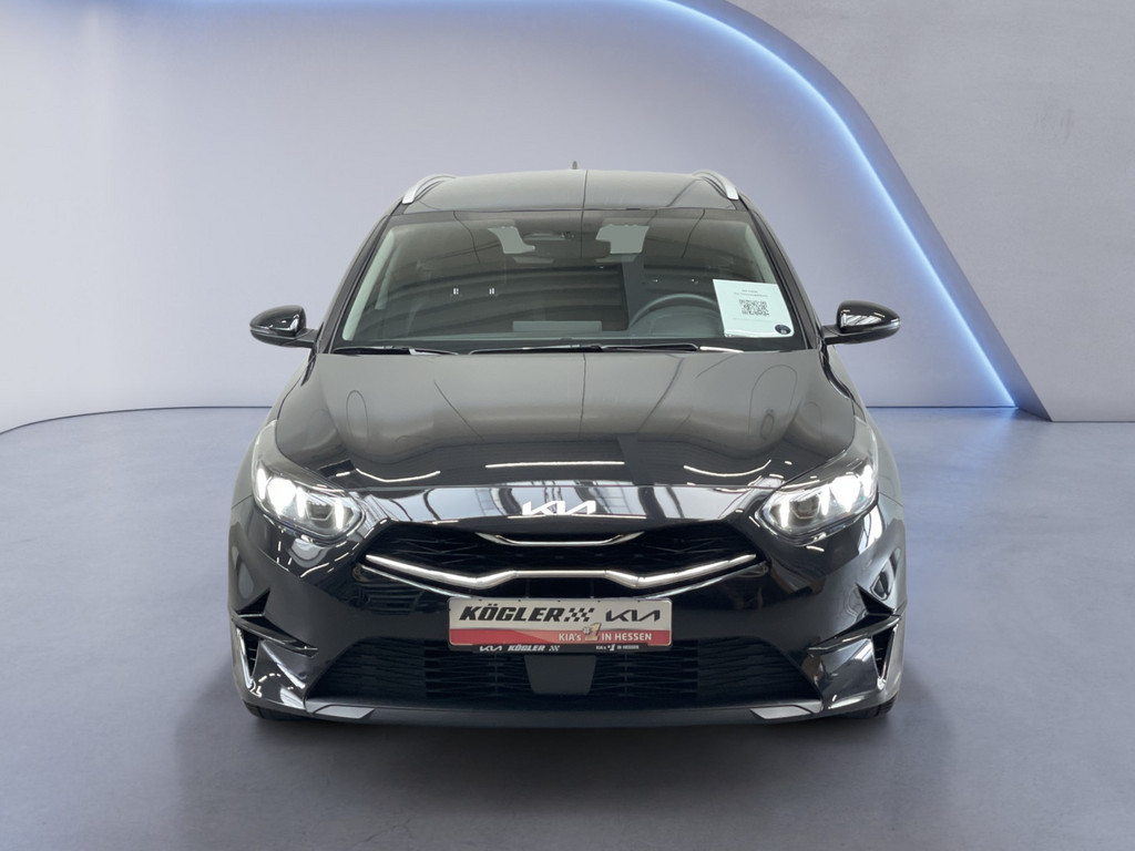 Kia Ceed_SW Ceed SW 1.5 T-GDI DCT Spirit, Bild 2 von 37
