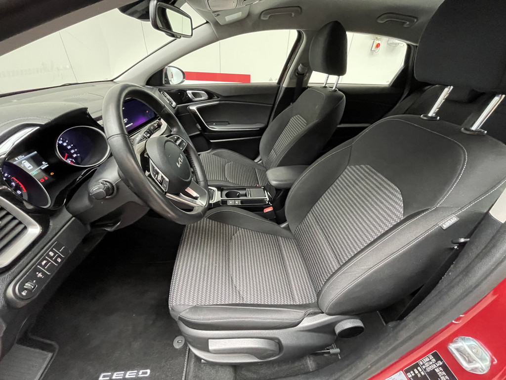 Kia Ceed Ceed 1.5 T-GDI DCT Vision KOM NAV ADA, Bild 14 von 35