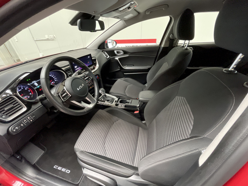 Kia Ceed Ceed 1.5 T-GDI DCT Vision KOM NAV ADA, Bild 16 von 35