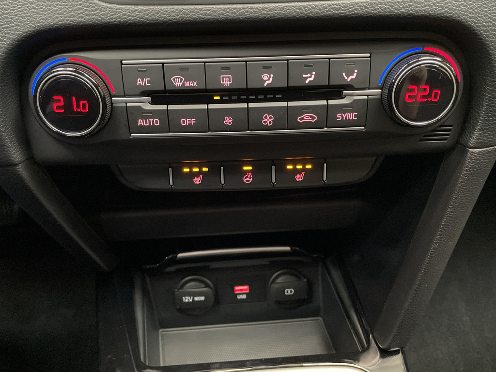 Kia Ceed Ceed 1.5 T-GDI DCT Vision KOM NAV ADA, Bild 26 von 35