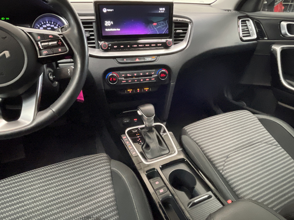 Kia Ceed Ceed 1.5 T-GDI DCT Vision KOM NAV ADA, Bild 29 von 35