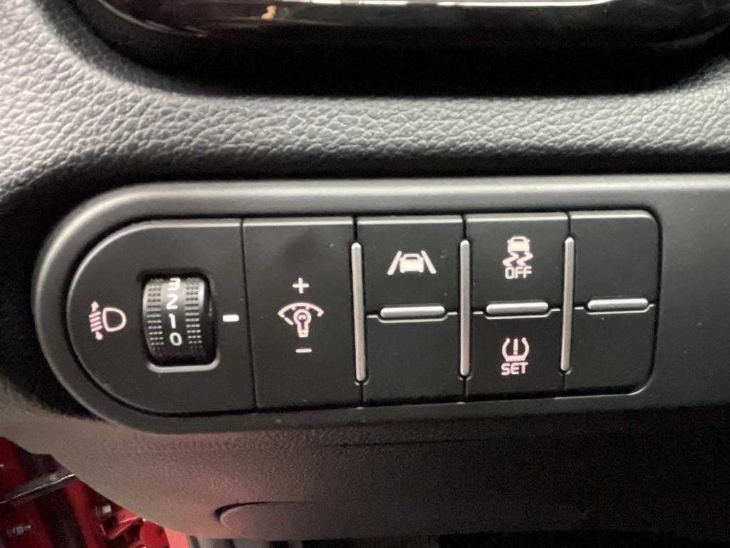 Kia Ceed Ceed 1.5 T-GDI DCT Vision KOM NAV ADA, Bild 30 von 35