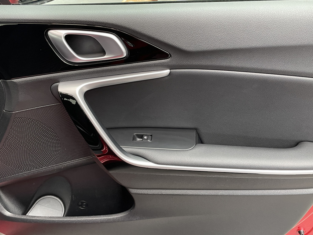 Kia Ceed Ceed 1.5 T-GDI DCT Vision KOM NAV ADA, Bild 32 von 35