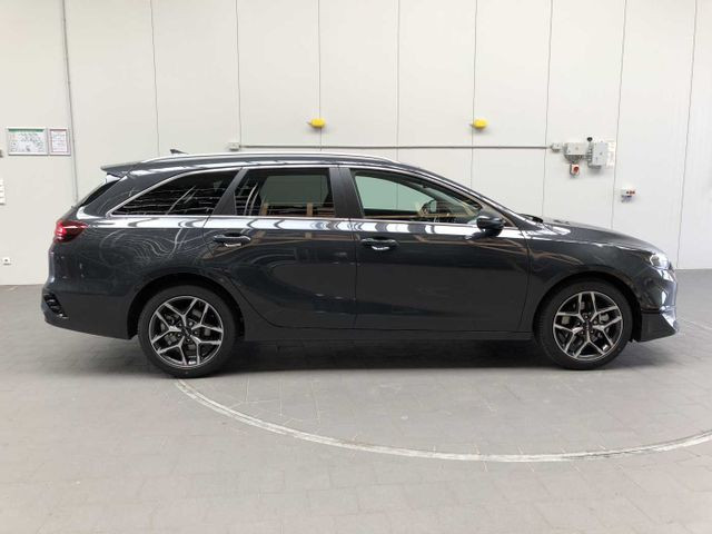 KIA Ceed SW Exposé-Bild 4