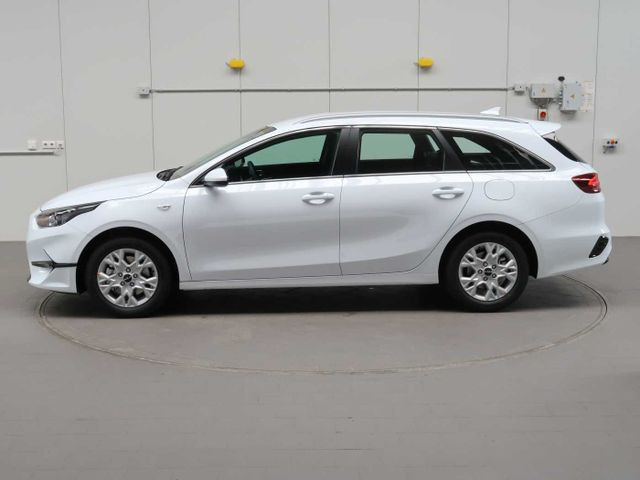 KIA Ceed SW Exposé-Bild 4