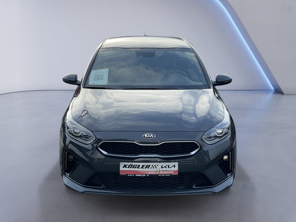 KIA Ceed Exposé-Bild 2